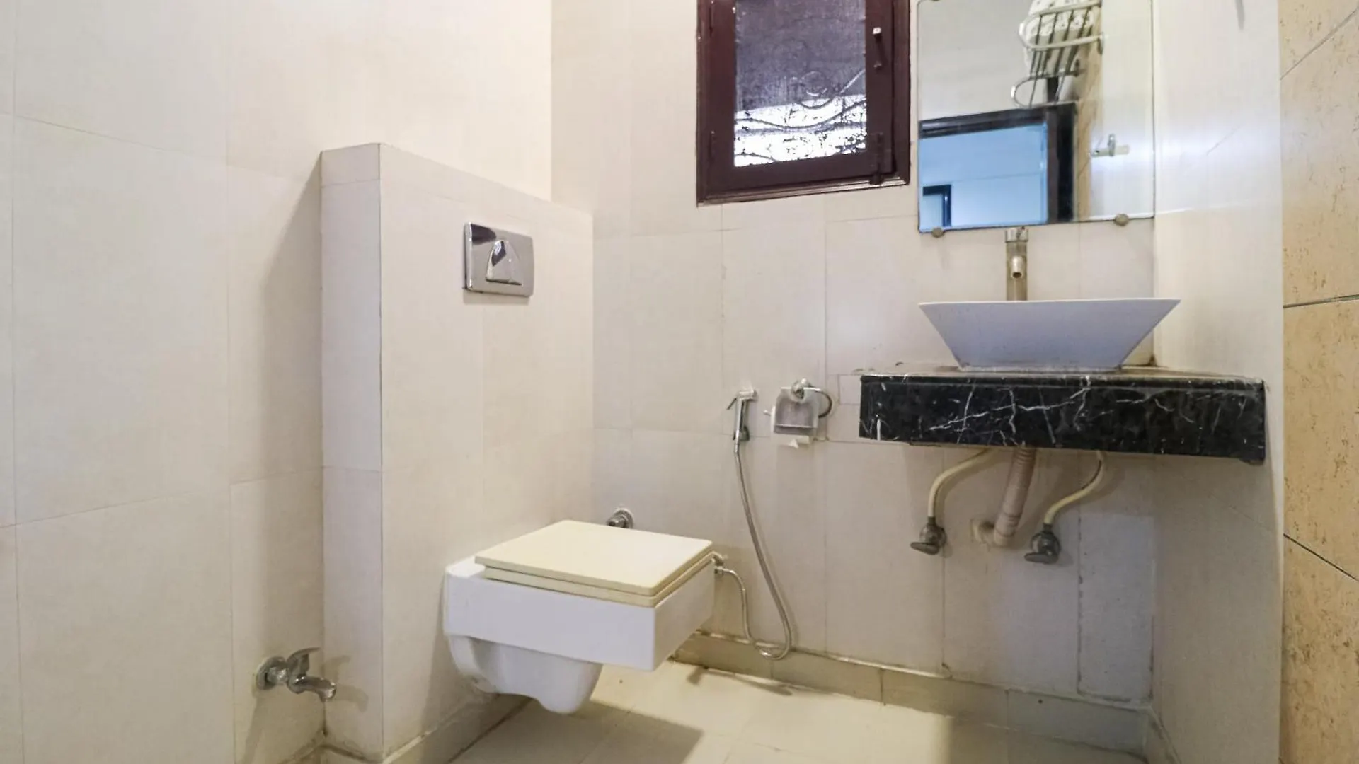 Collection O Radiant Inn Gurgaon