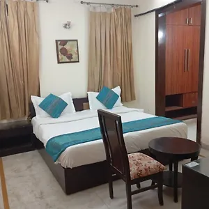 Royal India - Dlf Phase 2 3*, Gurgaon India