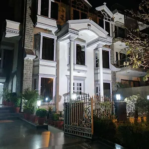 Windsor Castle Cyber *** Gurgaon