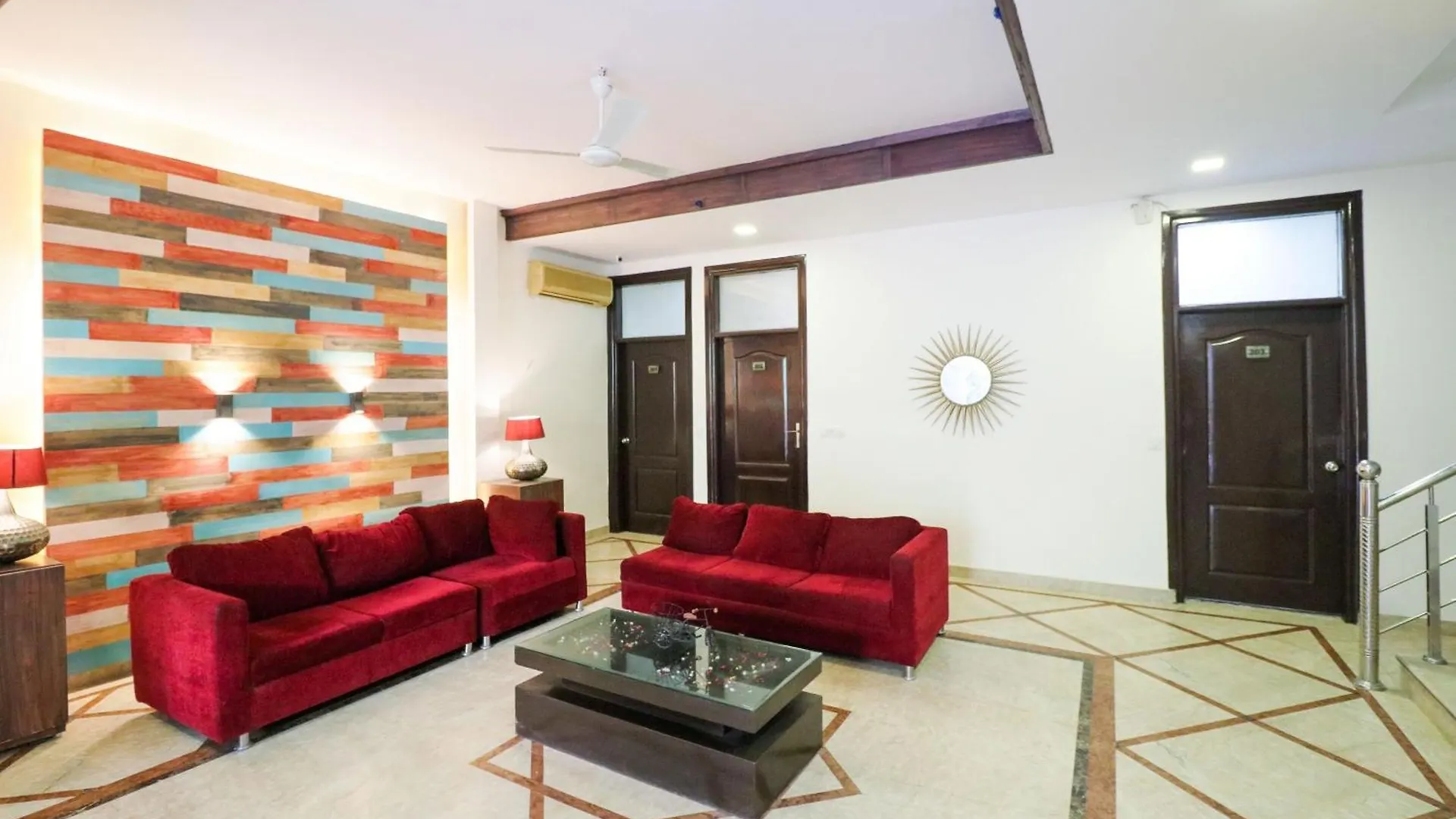 Collection O Radiant Inn Gurgaon India